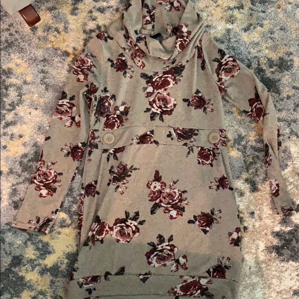 Women’s dress